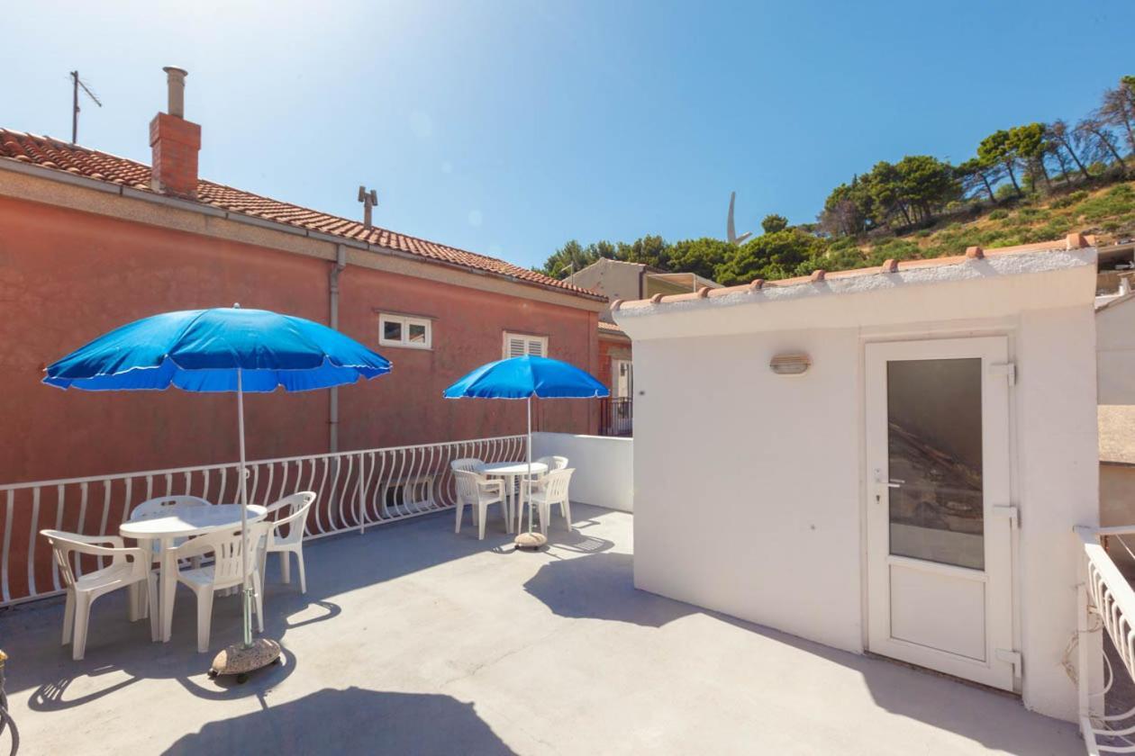 Apartmani Marija Podgora Bagian luar foto