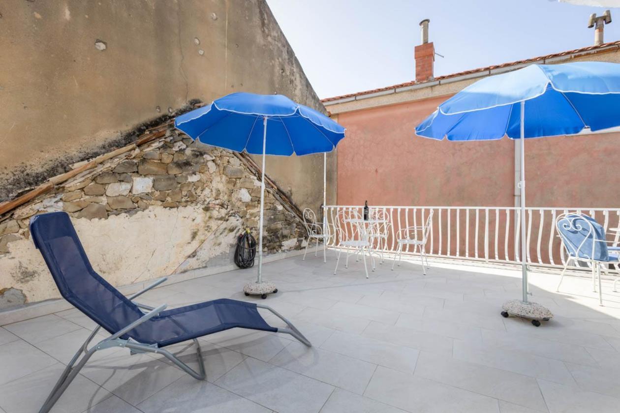 Apartmani Marija Podgora Bagian luar foto