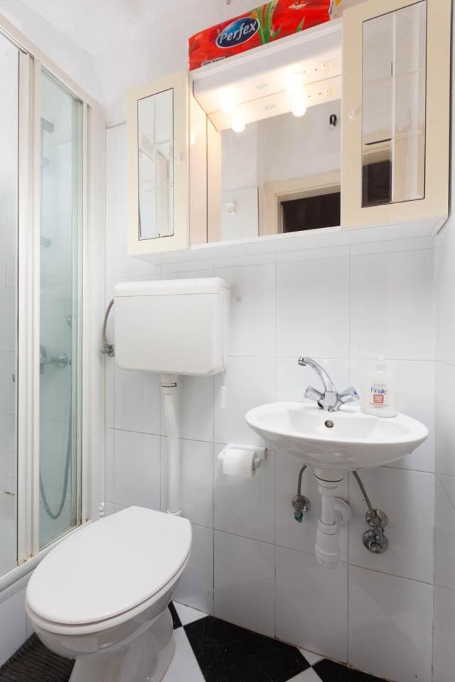 Apartmani Marija Podgora Bagian luar foto