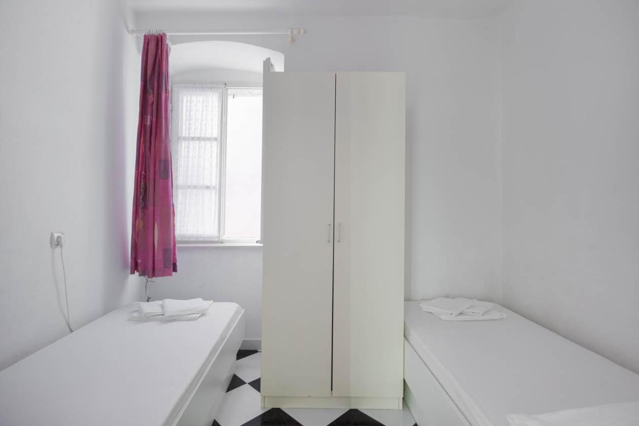 Apartmani Marija Podgora Bagian luar foto