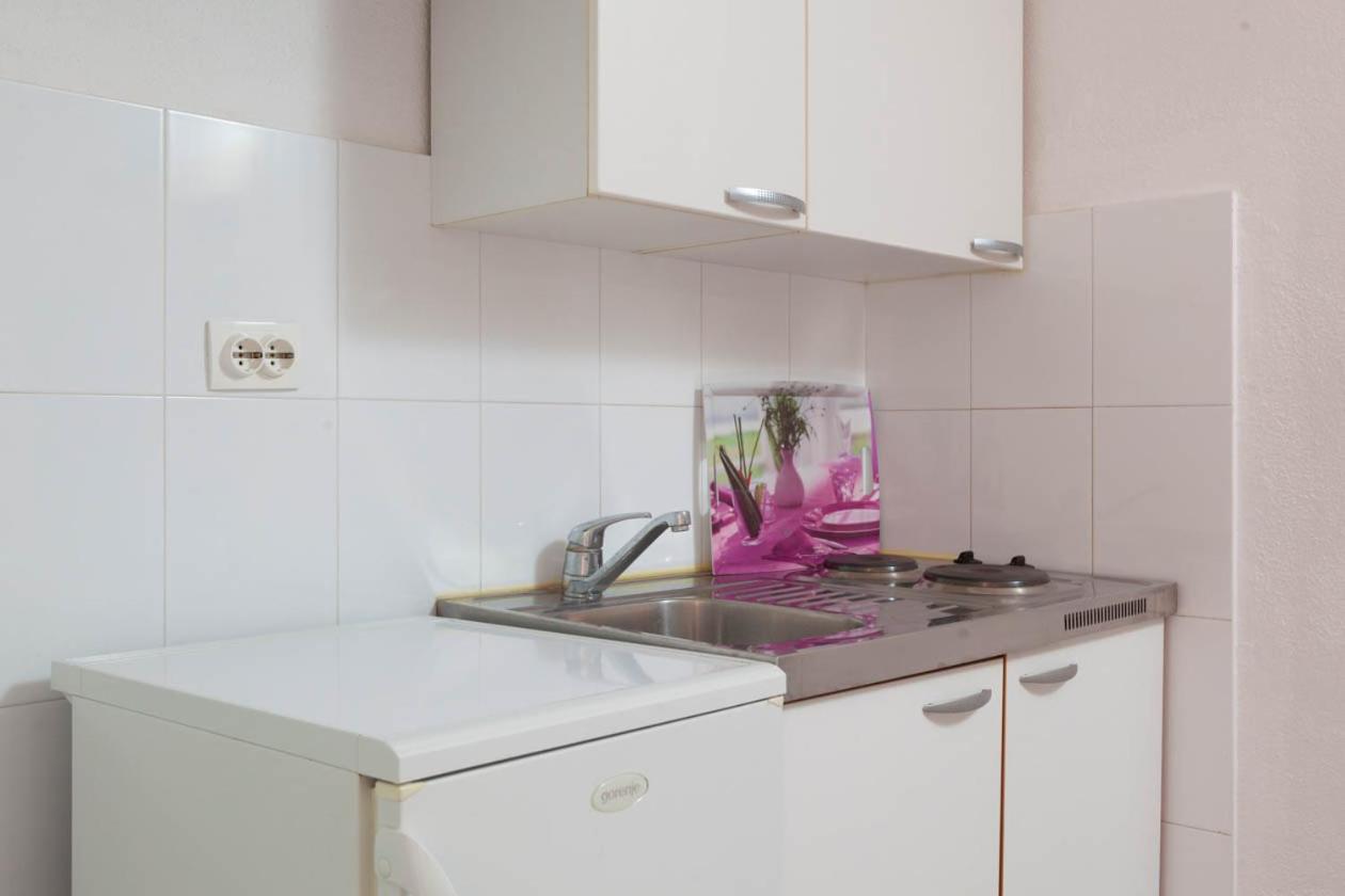 Apartmani Marija Podgora Bagian luar foto